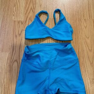 Blue Ribbed Sports Bra and Shorts Set Girl’s Dance wear